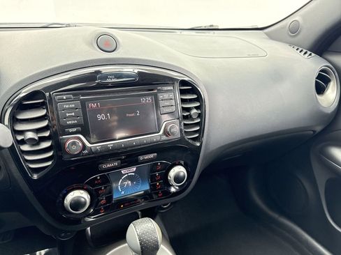 Used 2016 Nissan Juke SV image 17
