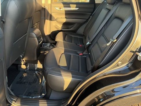 New 2025 MAZDA CX-5 AWD 2.5 S w/ Premium Plus Pkg image 17