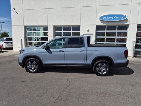 Used 2024 Honda Ridgeline TrailSport image 9