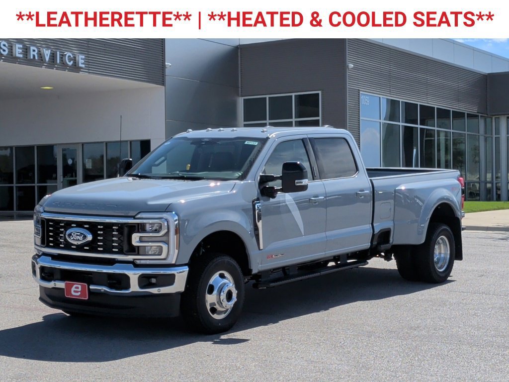 New 2027 Ford F350 Lariat w/ Lariat Premium Package AWD/4WD image 3