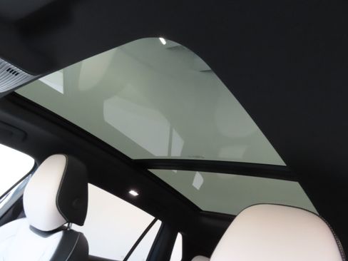 New 2026 Volkswagen Tiguan SEL R-Line image 22