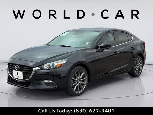 Used 2018 MAZDA MAZDA3 Touring FWD image 3