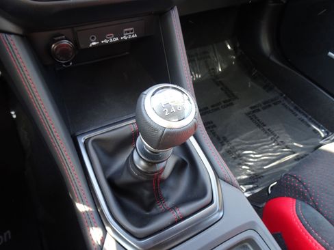 Used 2025 Subaru WRX Limited w/ Popular Package #2A image 14