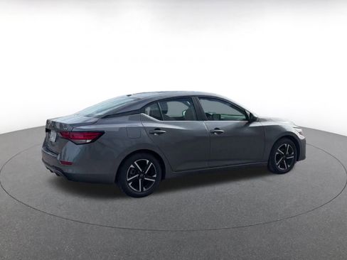 Used 2024 Nissan Sentra SV image 15