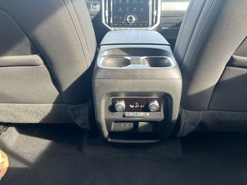 Certified 2025 GMC Acadia Elevation image 33