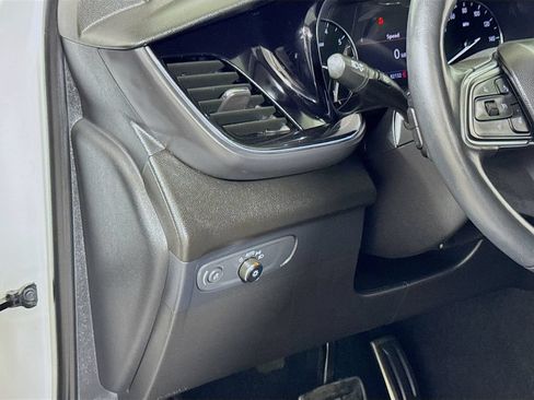Certified 2022 Buick Envision Preferred FWD image 8