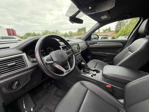 Used 2020 Volkswagen Atlas Cross Sport SE AWD/4WD image 15