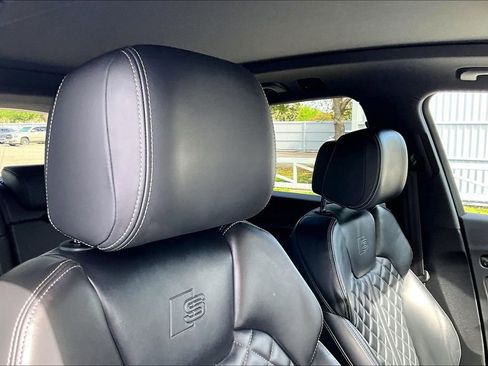 Certified 2023 Audi SQ5 Premium Plus w/ Premium Plus Package image 22