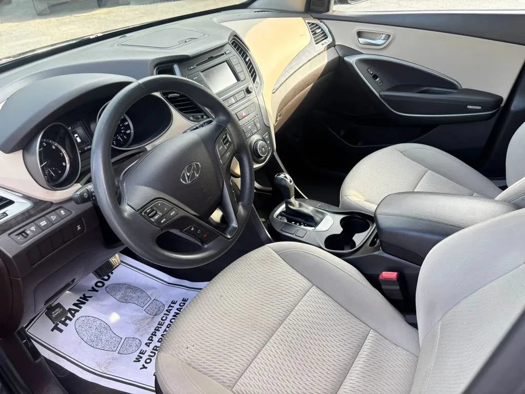 Used 2018 Hyundai Santa Fe Sport AWD/4WD image 2