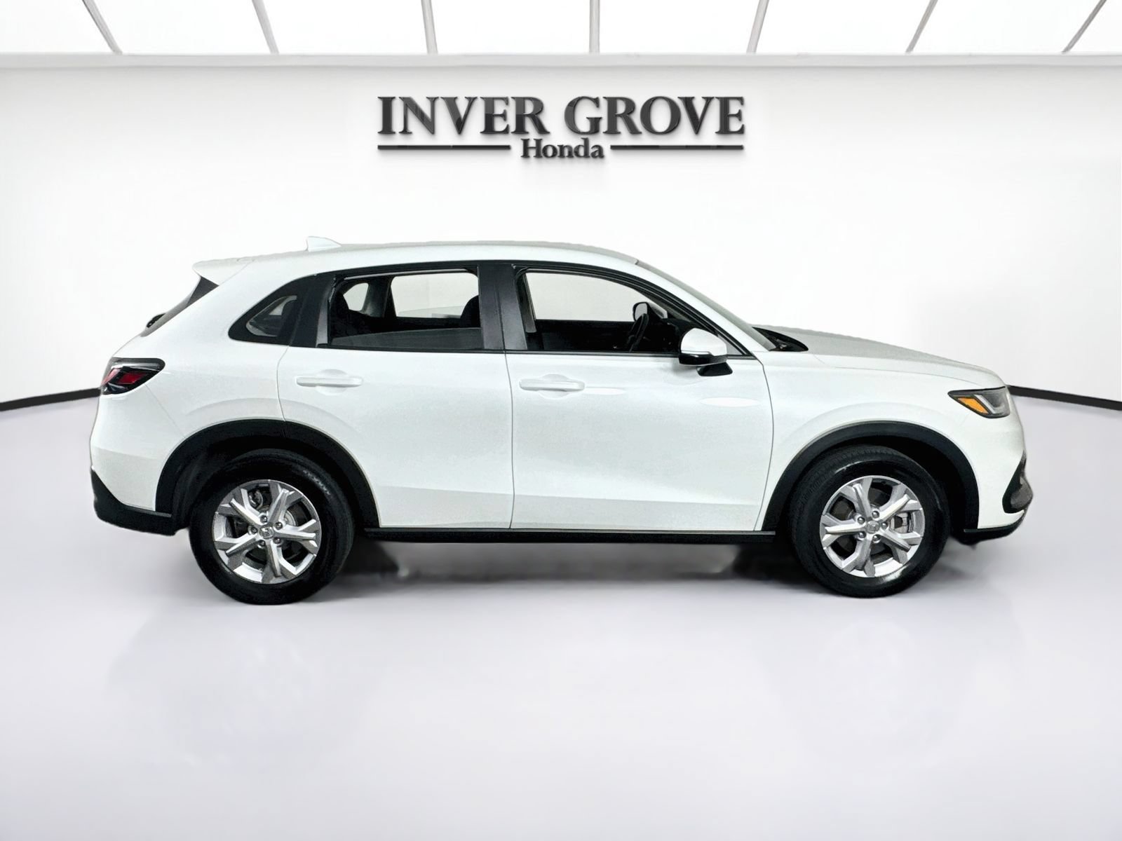 Certified 2023 Honda HR-V LX image 4