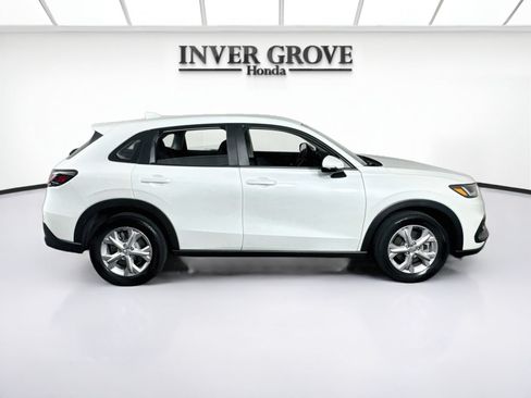 Certified 2023 Honda HR-V LX image 4
