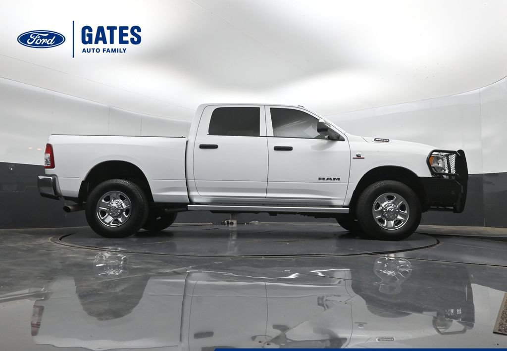Used 2022 RAM 3500 Tradesman w/ Chrome Appearance Group AWD/4WD image 40