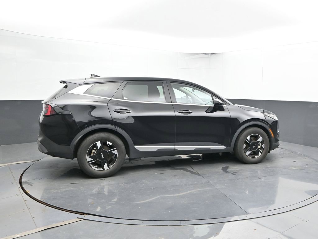 Used 2026 Kia Sportage LX FWD image 12