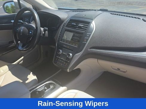 Used 2017 Lincoln MKC Reserve w/ Lincoln MKC Climate Package AWD/4WD image 18