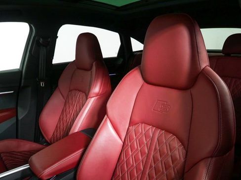 Used 2024 Audi SQ8 e-tron Premium Plus w/ Black Optic Package AWD/4WD image 5