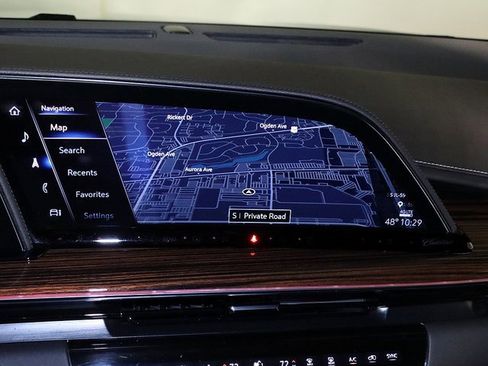 Used 2023 Cadillac Escalade ESV Premium Luxury image 20