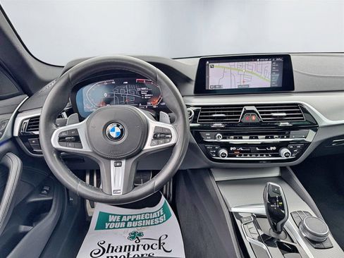 Used 2020 BMW 530i xDrive w/ M Sport Package image 17