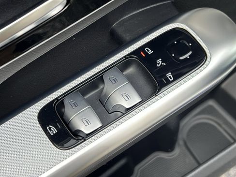 New 2026 Mercedes-Benz GLC 300 4MATIC image 13