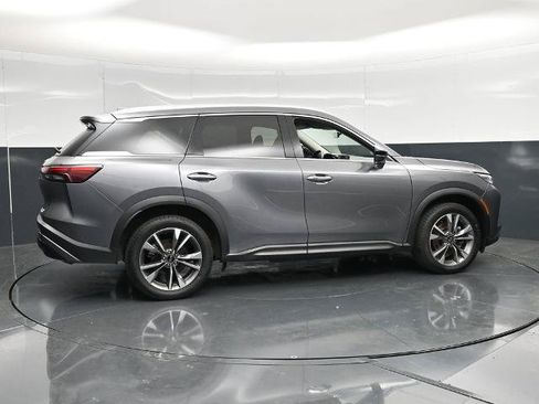Used 2024 INFINITI QX60 Luxe AWD/4WD image 3