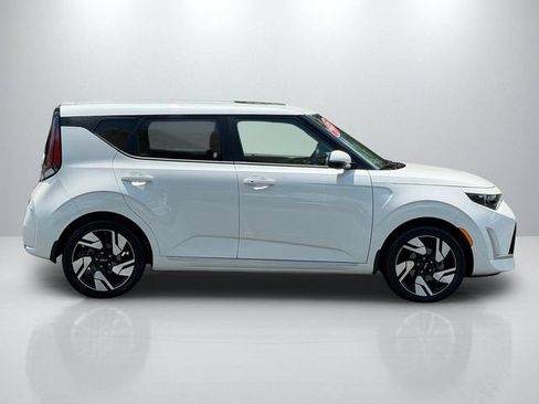 Certified 2025 Kia Soul GT-Line FWD image 10