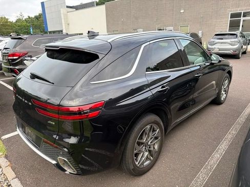 Used 2024 Genesis GV70 2.5T w/ Advanced Package AWD/4WD image 13