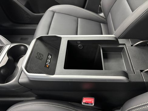 New 2027 GMC Terrain Elevation w/ Elevation Premium Package FWD image 30
