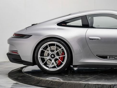 Used 2023 Porsche 911 GT3 RWD image 25