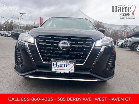 Certified 2024 Nissan Kicks SR image 8