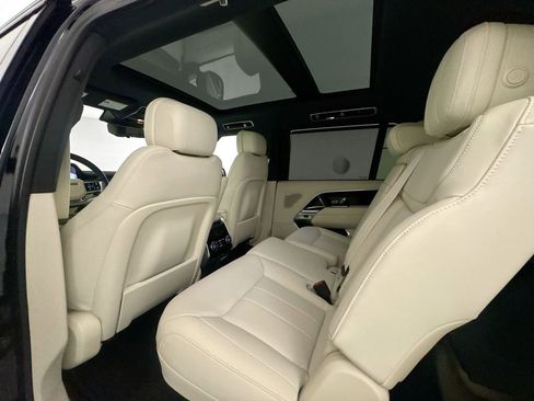New 2026 Land Rover Range Rover Long Wheelbase SE AWD/4WD image 23