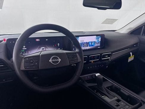 New 2026 Nissan Sentra SV image 9