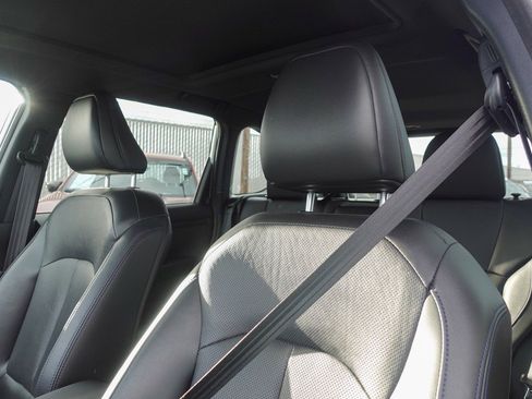 Used 2025 Subaru Forester Limited image 10