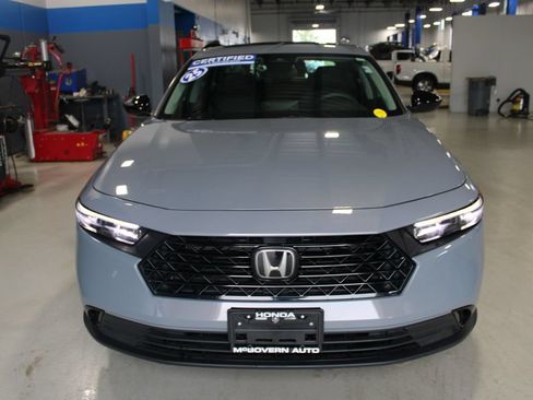 Used 2025 Honda Accord SE image 2