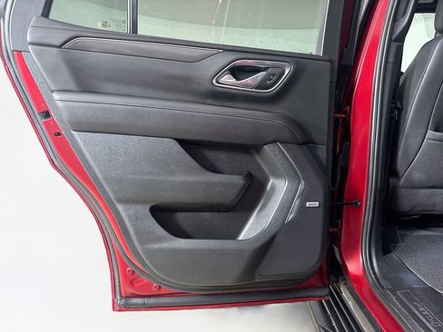 Used 2024 GMC Yukon AT4 w/ Technology Package image 22