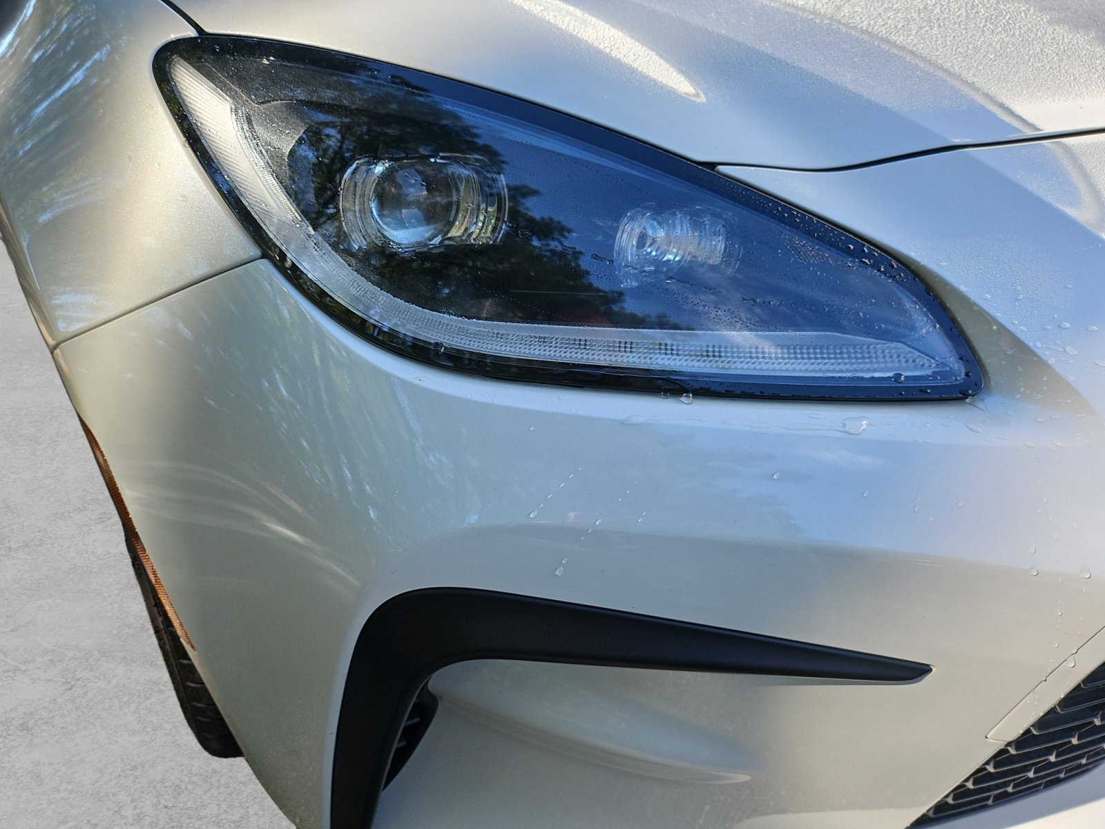 Used 2025 Toyota GR86 Premium w/ Performance Package RWD image 39