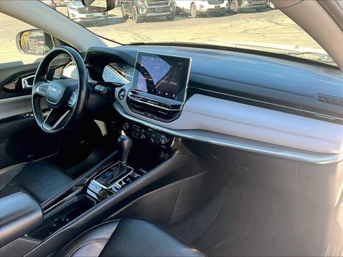 Used 2022 Jeep Compass Limited w/ Sun and Sound Group image 21