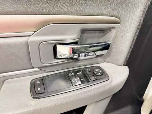 Used 2017 RAM 2500 Tradesman w/ Power & Remote Entry Group image 23