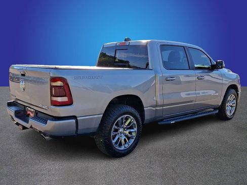 Used 2023 RAM 1500 Laramie AWD/4WD image 4