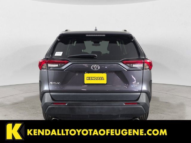 Used 2025 Toyota RAV4 XLE AWD/4WD image 6
