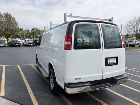 Used 2021 GMC Savana 2500 w/ Driver Convenience Package RWD image 4
