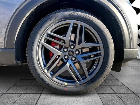 New 2026 Ford Explorer ST AWD/4WD image 12