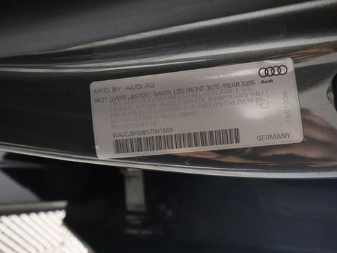 Used 2022 Audi e-tron GT Premium Plus w/ Performance Package image 35