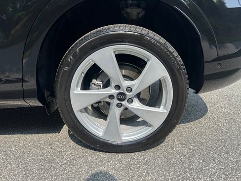 New 2025 Audi Q5 Premium Plus image 22