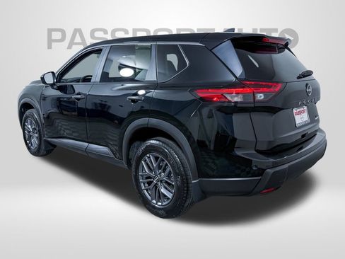 Certified 2024 Nissan Rogue S image 7