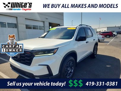 Used 2025 Honda Pilot TrailSport