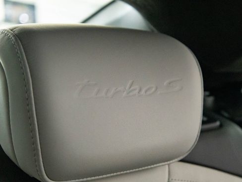 Certified 2022 Porsche Taycan Turbo S AWD/4WD image 36