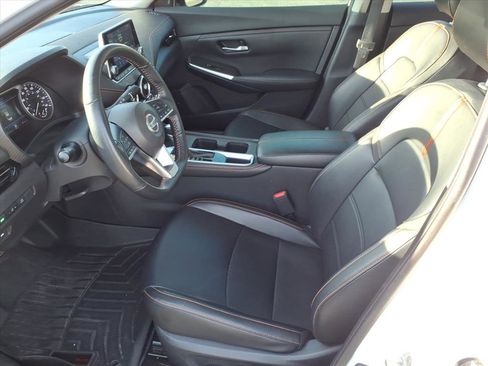 Used 2022 Nissan Sentra SR w/ Trunk Package image 5