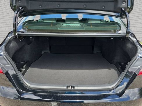New 2026 Toyota Camry SE FWD image 12