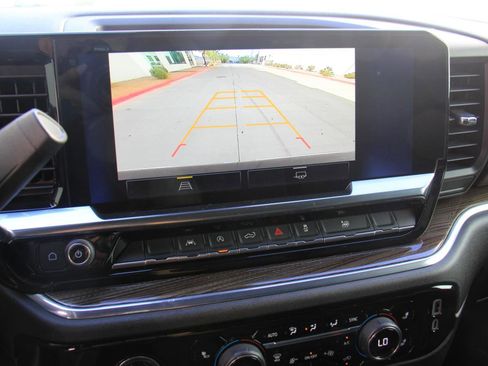 Used 2024 Chevrolet Silverado 1500 LT AWD/4WD image 19