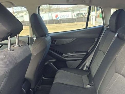 Used 2019 Subaru Impreza 2.0i w/ Eyesight image 19