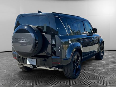 New 2026 Land Rover Defender 110 X-Dynamic SE AWD/4WD image 5